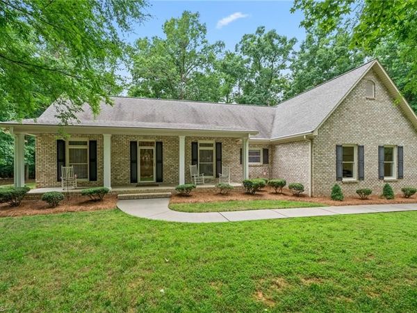 434 Yachtsmans Point Drive , Lexington, NC 27292
