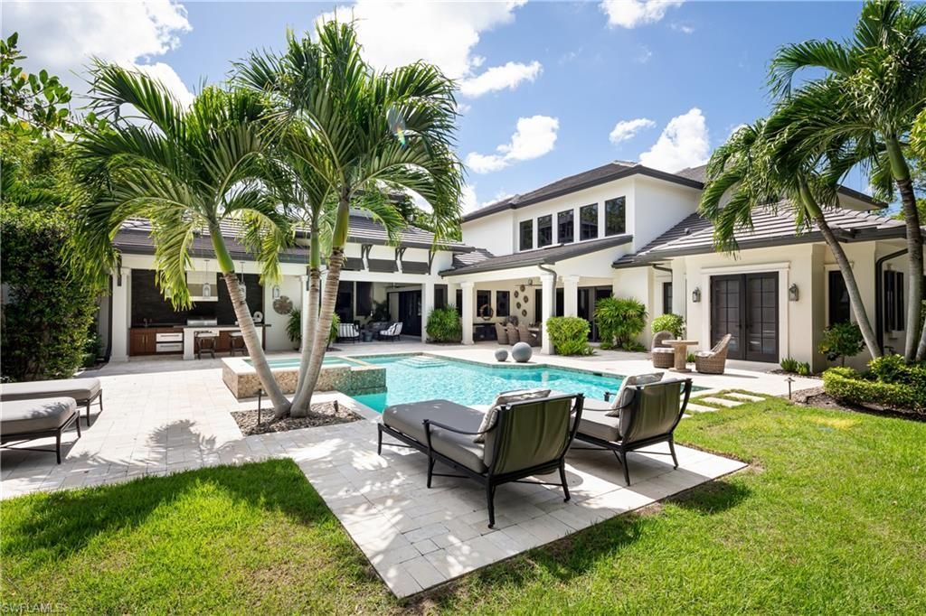 3170 Crayton Rd , Naples, FL 34103 Photo