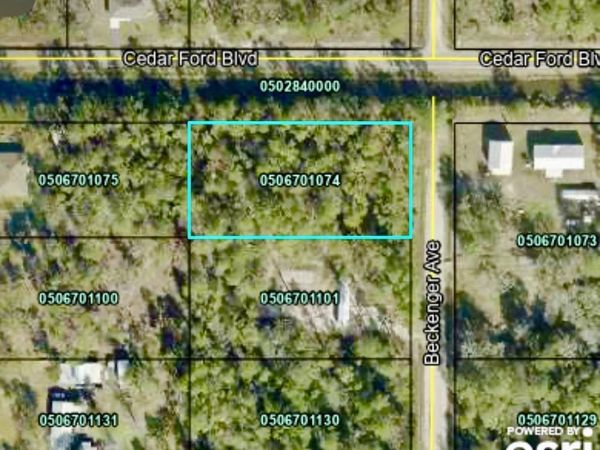 10405 Beckenger Ave, St Augustine, FL 32145