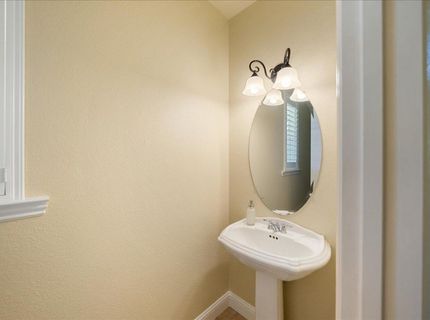 8704 Tapaderas Loop, Roseville, CA 95747 Photo