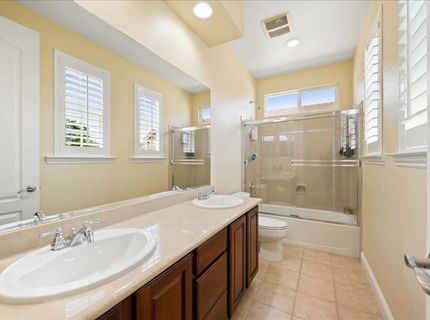 8704 Tapaderas Loop, Roseville, CA 95747 Photo