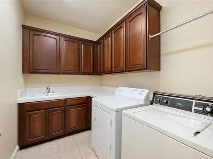 8704 Tapaderas Loop, Roseville, CA 95747 Photo