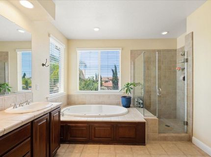8704 Tapaderas Loop, Roseville, CA 95747 Photo