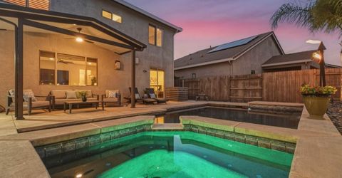 1607 Redmond Dr, Rocklin, CA 95765 Photo