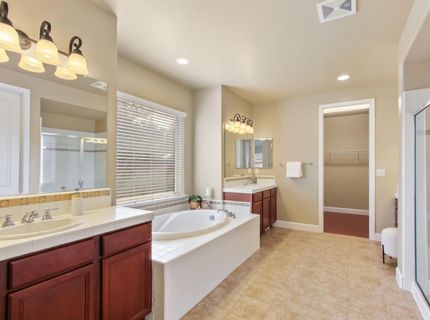 5950 Tanus Cir, Rocklin, CA 95677 Photo