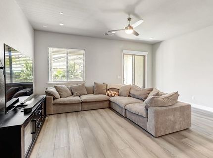 7049 Lakehaven Dr, Roseville, CA 95747 Photo