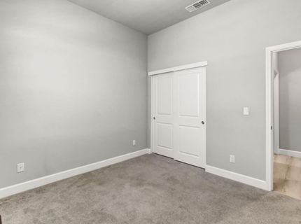 7049 Lakehaven Dr, Roseville, CA 95747 Photo