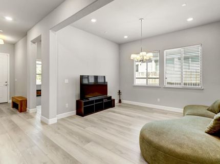 7049 Lakehaven Dr, Roseville, CA 95747 Photo