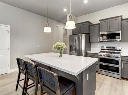 7049 Lakehaven Dr, Roseville, CA 95747 Photo
