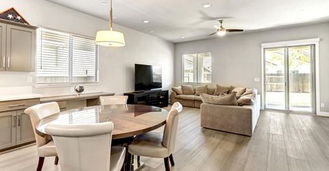 7049 Lakehaven Dr, Roseville, CA 95747 Photo