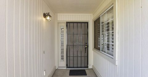 7526 Sunfaire Ln, Sacramento, CA 95828 Photo