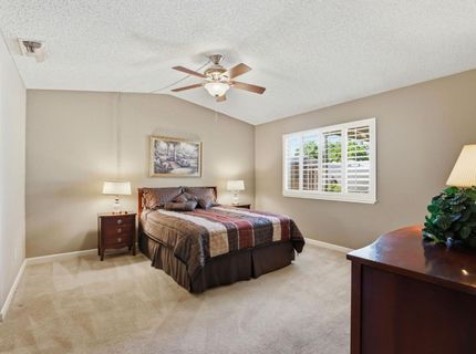 7526 Sunfaire Ln, Sacramento, CA 95828 Photo