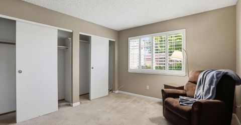 7526 Sunfaire Ln, Sacramento, CA 95828 Photo