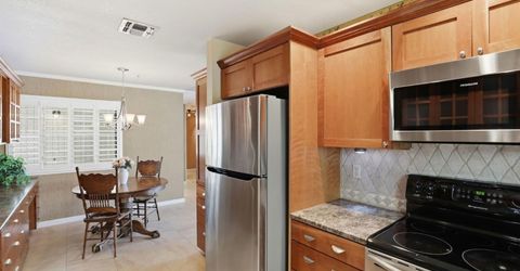 7526 Sunfaire Ln, Sacramento, CA 95828 Photo