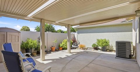 7526 Sunfaire Ln, Sacramento, CA 95828 Photo