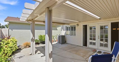 7526 Sunfaire Ln, Sacramento, CA 95828 Photo