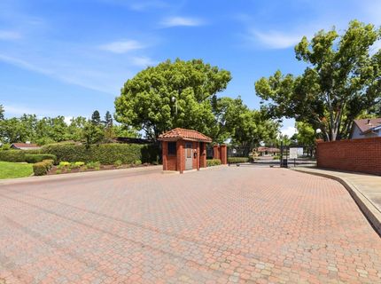 7526 Sunfaire Ln, Sacramento, CA 95828 Photo