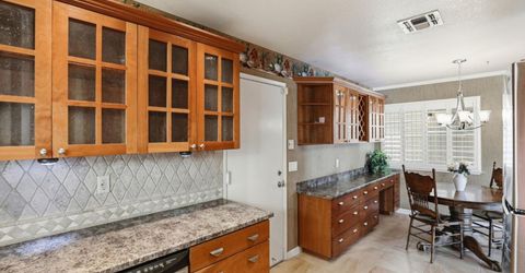 7526 Sunfaire Ln, Sacramento, CA 95828 Photo