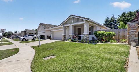 10014 Blossom Ridge Dr, Elk Grove, CA 95757 Photo