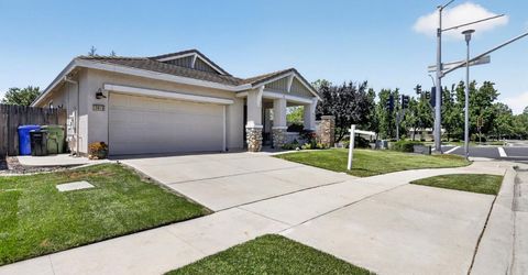 10014 Blossom Ridge Dr, Elk Grove, CA 95757 Photo
