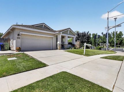 10014 Blossom Ridge Dr, Elk Grove, CA 95757 Photo