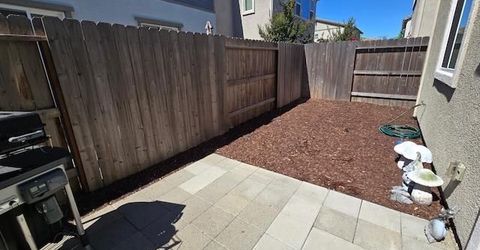4351 Shingle Oak Ln, Sacramento, CA 95834 Photo
