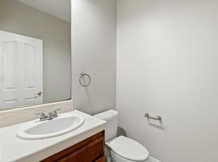 5528 Kalispell Way, Sacramento, CA 95835 Photo