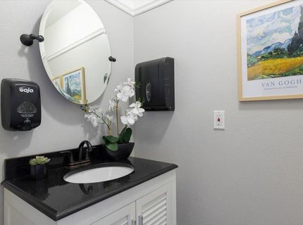 426 Folsom Rd, Roseville, CA 95678 Photo