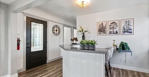 426 Folsom Rd, Roseville, CA 95678 Photo