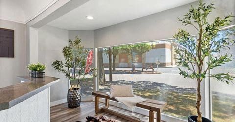 426 Folsom Rd, Roseville, CA 95678 Photo