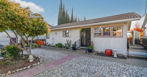 10471 Mariposa Ave, Jackson, CA 95642 Photo