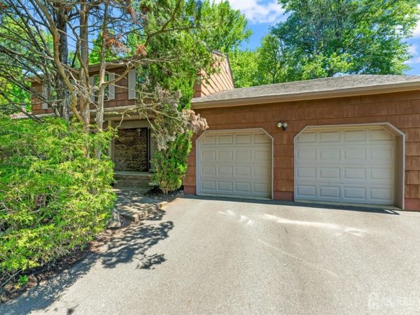 11 Aspen Circle , Edison, NJ 08820