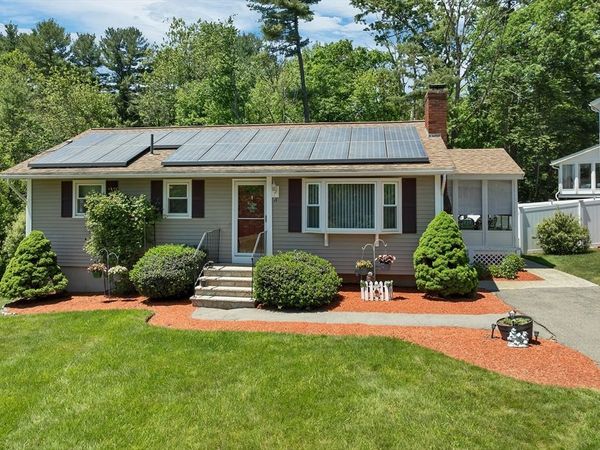 38 Dexter Ave, Dracut, MA 01826