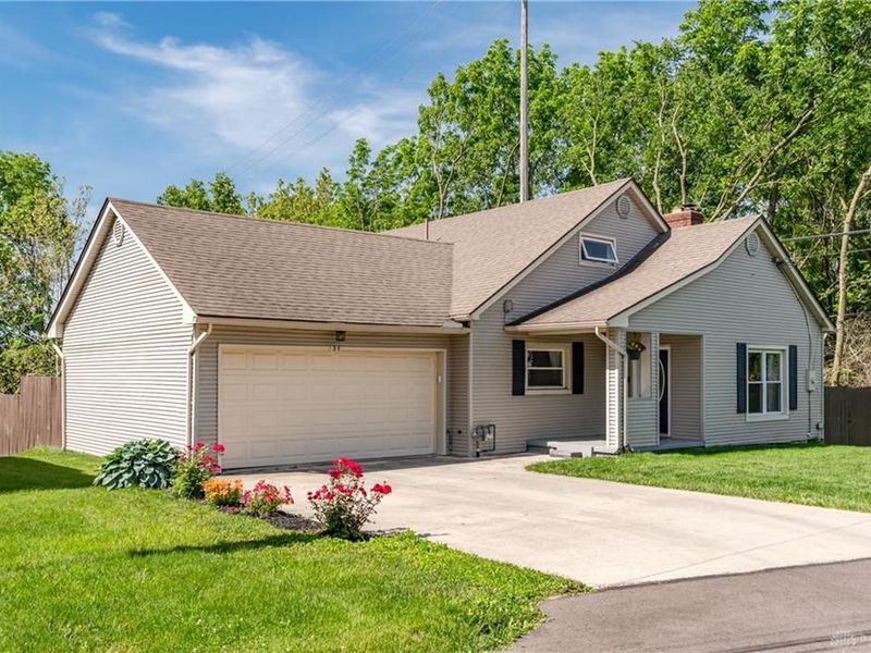 734 Newton Road, Troy, OH 45373 Photo 2