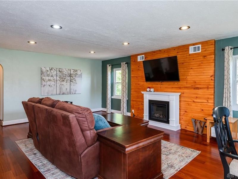 734 Newton Road, Troy, OH 45373 Photo 8