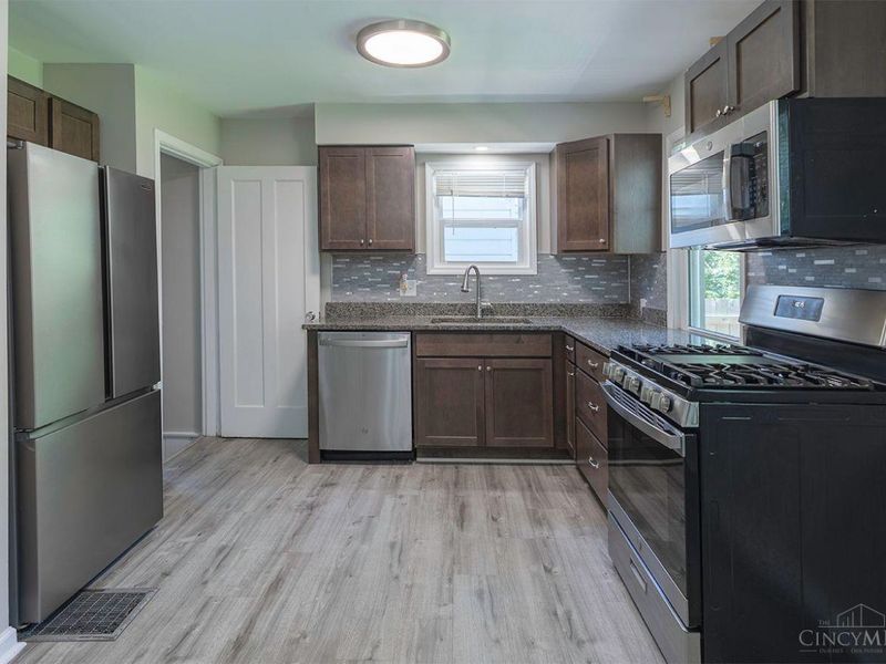 7013 Ellen Avenue, North College Hill, OH 45239 Photo 15
