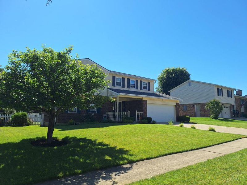 10938 Timberwood Court, Sharonville, OH 45241 Photo 2