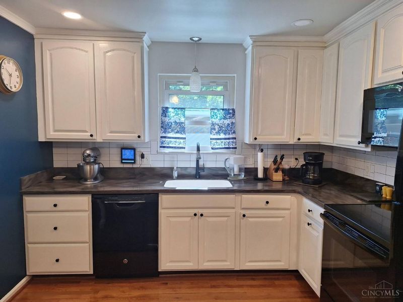 10938 Timberwood Court, Sharonville, OH 45241 Photo 7