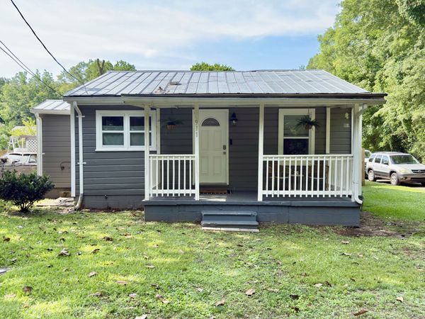 911 Henderson Ext, Athens, GA 30606