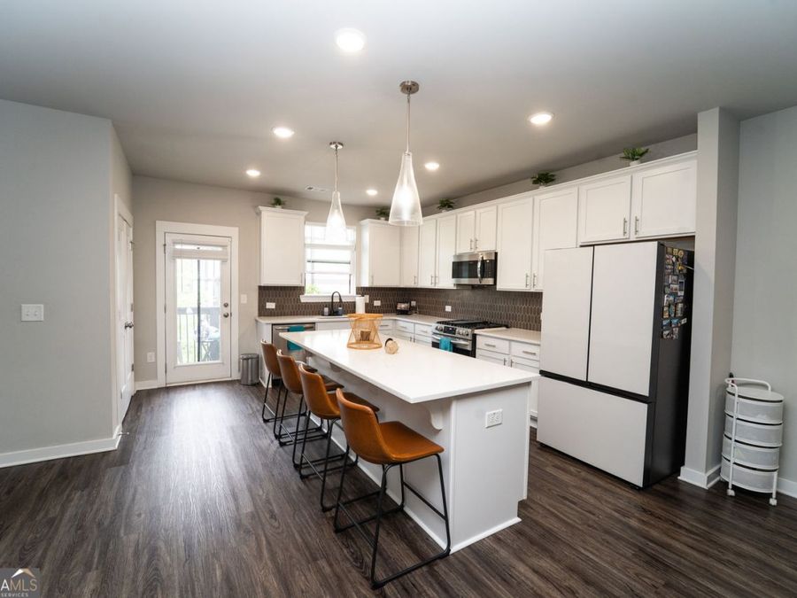 Property Image 6