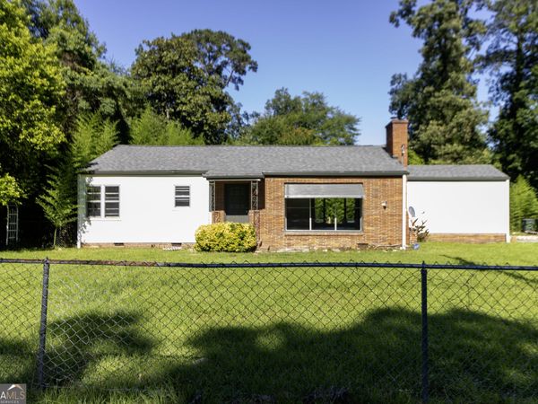 132 Evergreen Street, Warner Robins, GA 31093