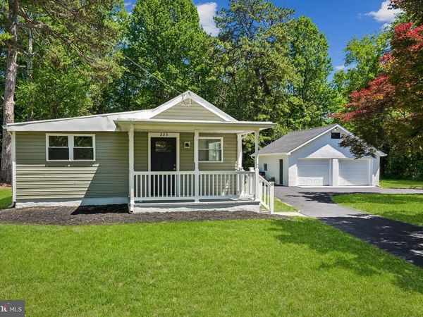 223 CYPRESS AVENUE, LINDENWOLD, NJ 08021