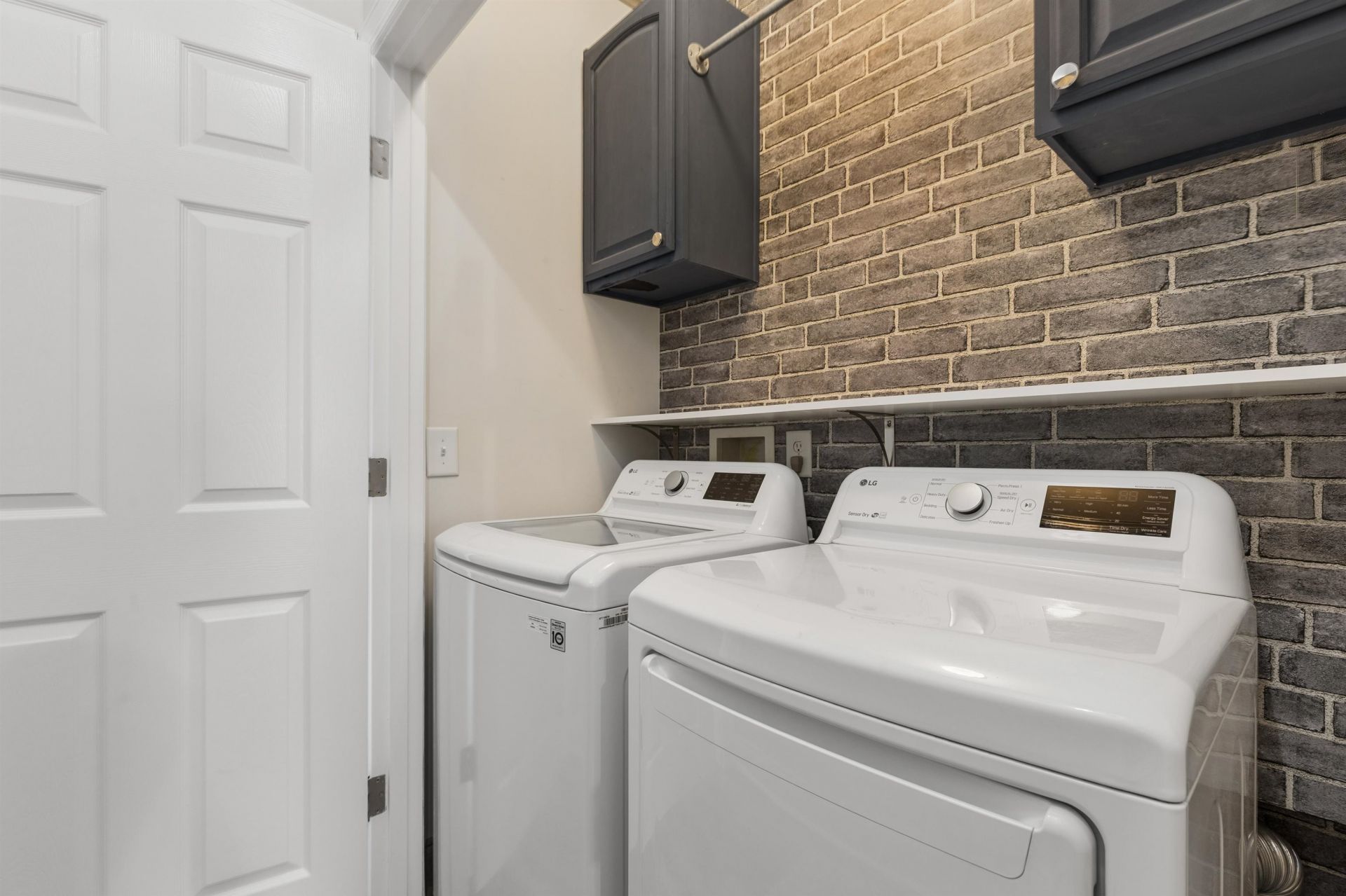 7003 Porcher Dr.  Photo 23