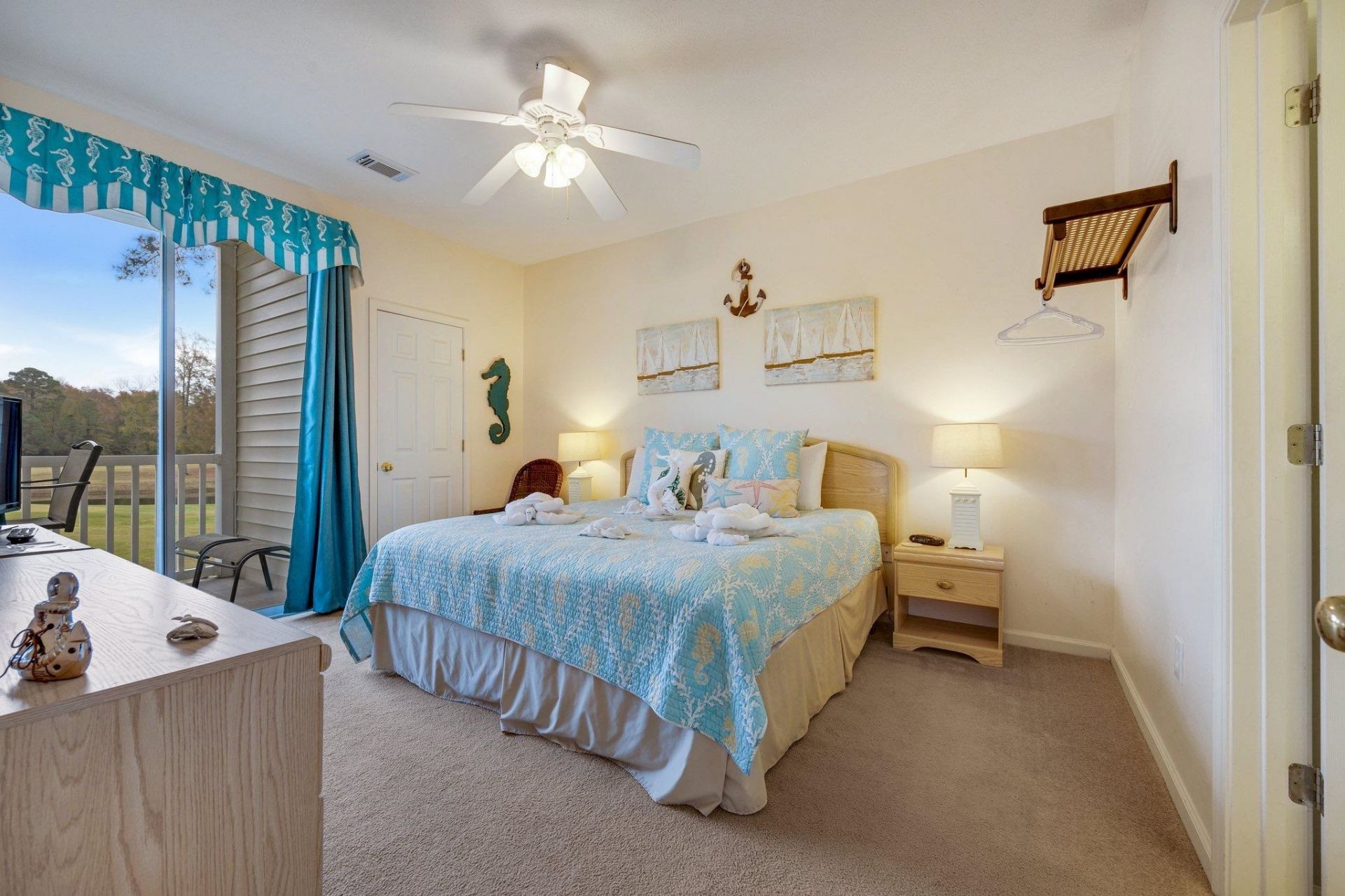 654 River Oaks Dr.  Photo 14