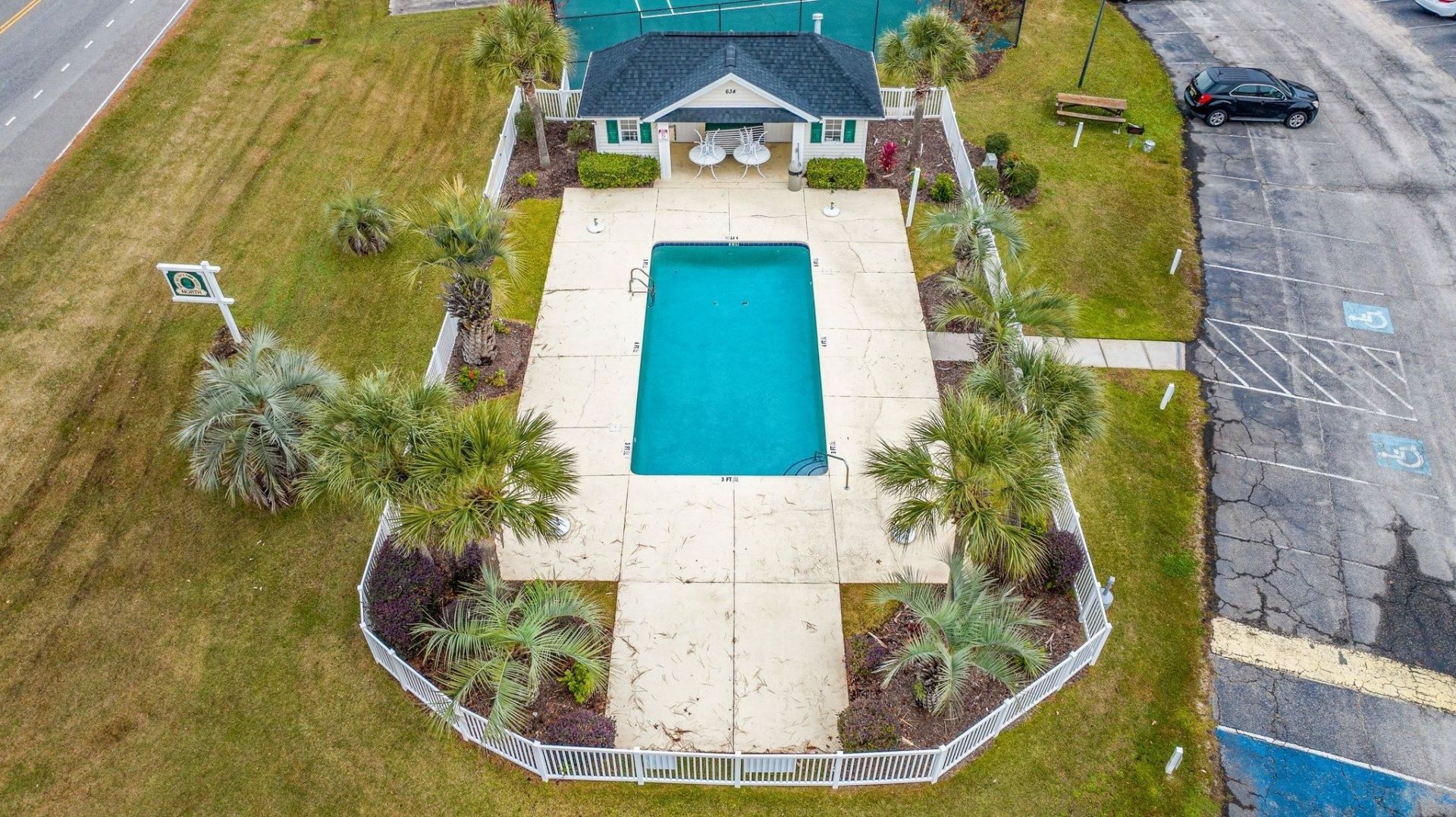 654 River Oaks Dr.  Photo 33