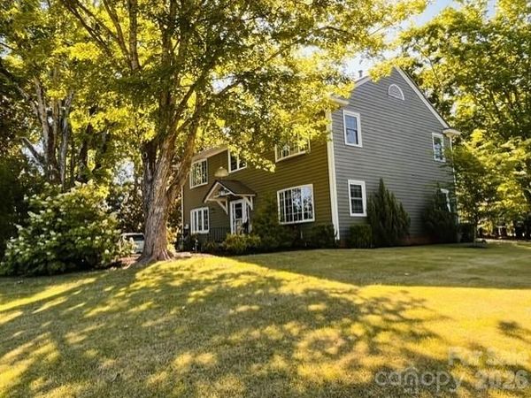 138 Woods End Road , Rutherfordton, NC 28139