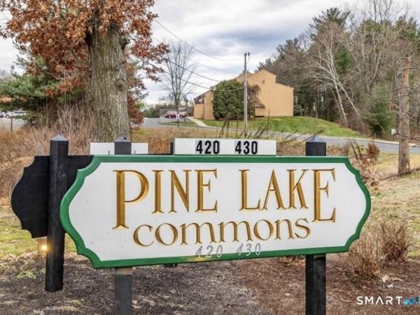 422 Emmett , Unit J, Bristol, CT 06010
