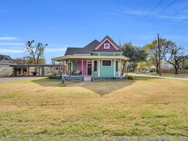 312 W 8th Street , Ferris, TX 75125