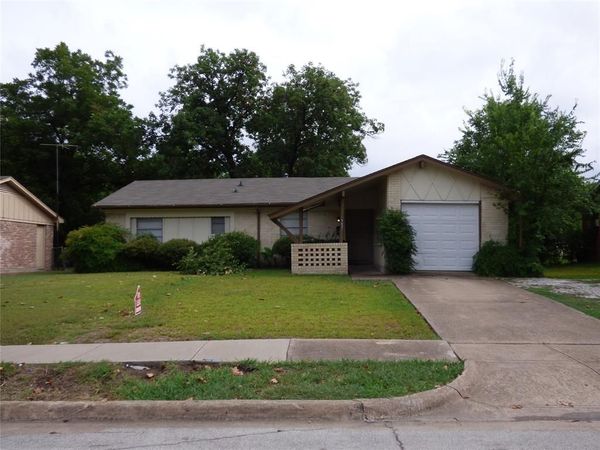 502 Moonlight Drive, Garland, TX 75040