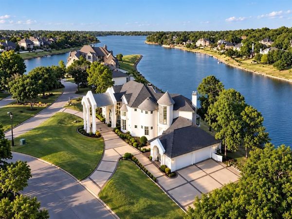 656 Timbercrest Circle, Highland Village, TX 75077